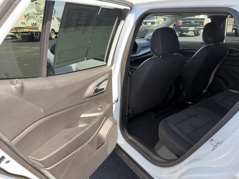 Used 2026 Chevrolet Trax LS FWD image 12