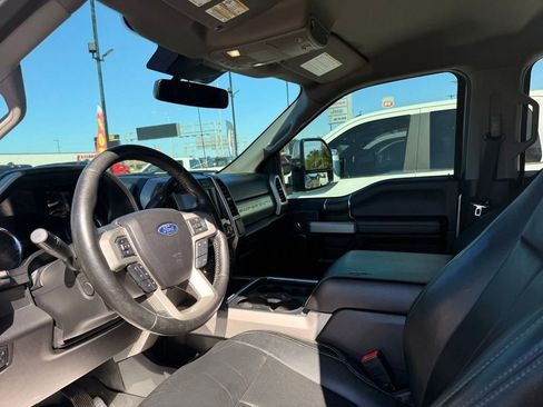 Used 2020 Ford F250 Lariat w/ Lariat Ultimate Package AWD/4WD image 28