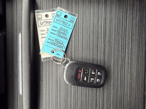 Used 2025 Honda Odyssey Sport-L image 34