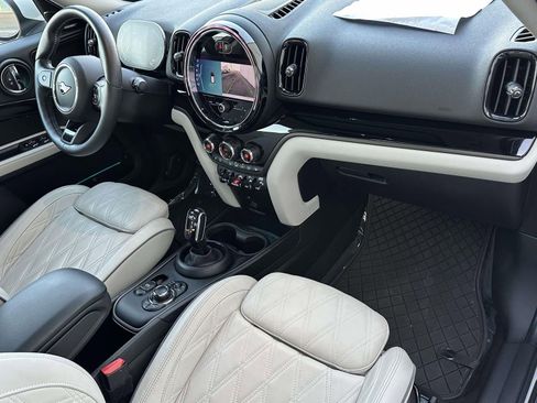 Used 2024 MINI Cooper Countryman S w/ Signature Upholstery Package image 11
