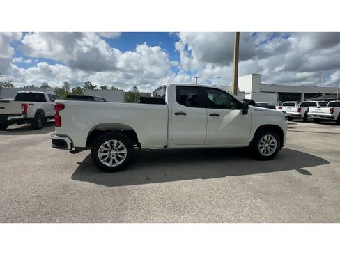 Certified 2022 Chevrolet Silverado 1500 Custom image 9