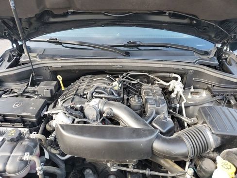 Used 2024 Dodge Durango GT image 12