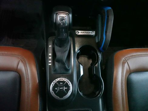 Used 2023 Ford Bronco Outer Banks image 22