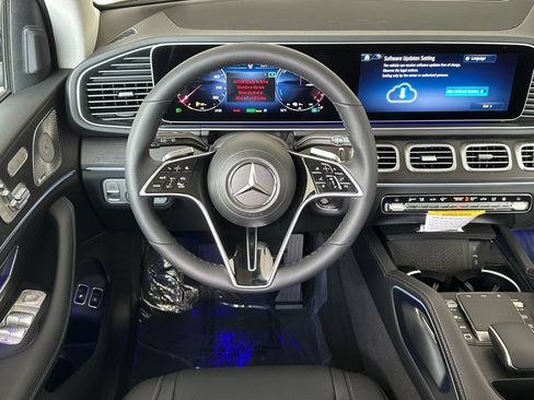 New 2026 Mercedes-Benz GLE 450e 4MATIC image 16