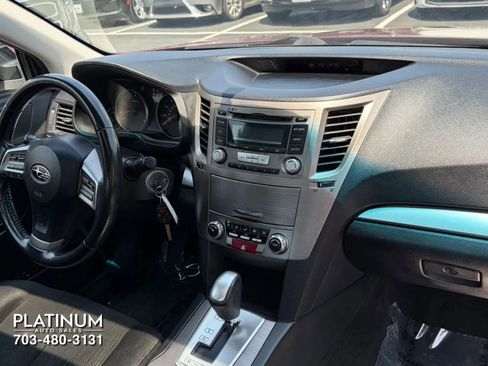 Used 2013 Subaru Legacy 2.5i Premium w/ All-Weather Pkg + Moonroof AWD/4WD image 10