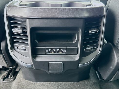 Used 2024 RAM 1500 Big Horn image 16