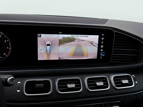 Certified 2023 Mercedes-Benz GLS 450 4MATIC image 25