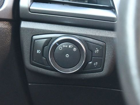 Used 2015 Ford Fusion Titanium image 33