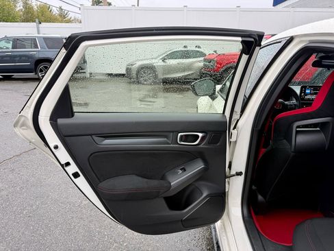 Used 2024 Honda Civic Type R image 13