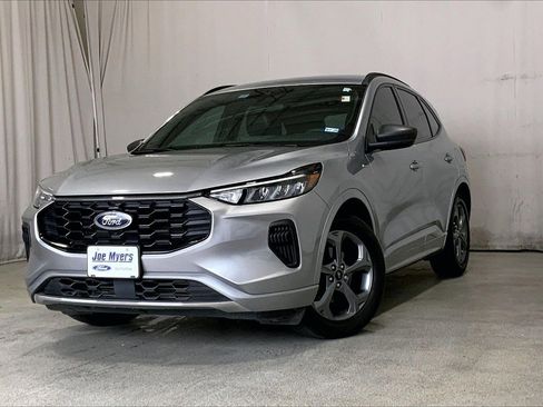 Used 2023 Ford Escape ST-Line w/ Tech Pack #1 image 2