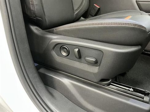 New 2026 GMC Sierra 1500 AT4 w/ AT4 Premium Package AWD/4WD image 10