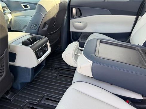New 2026 Kia Carnival SX FWD image 14