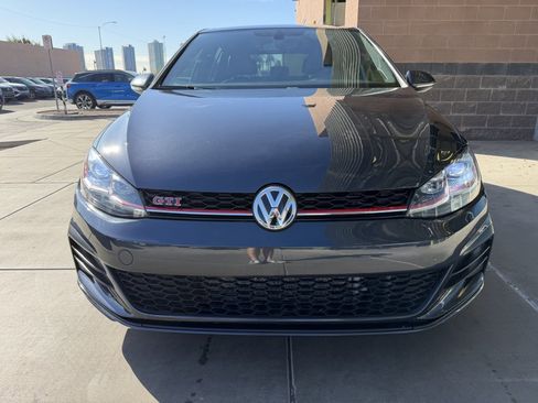 Used 2019 Volkswagen GTI SE w/ SE Experience Package image 10