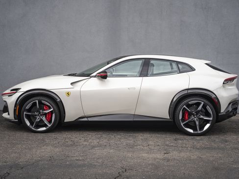 Used 2024 Ferrari Purosangue AWD/4WD image 2