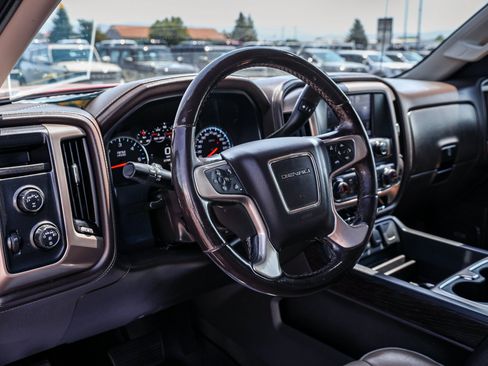 Used 2018 GMC Sierra 1500 Denali AWD/4WD image 9