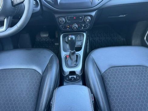 Used 2021 Jeep Compass Latitude image 21