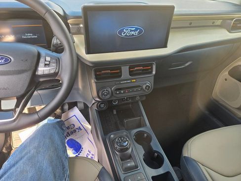 New 2025 Ford Maverick Lariat image 9