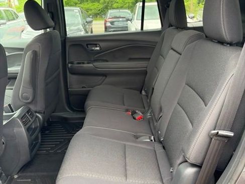 Used 2021 Honda Passport Sport image 14