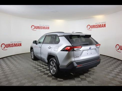 Used 2024 Toyota RAV4 XLE w/ Convenience Package AWD/4WD image 9