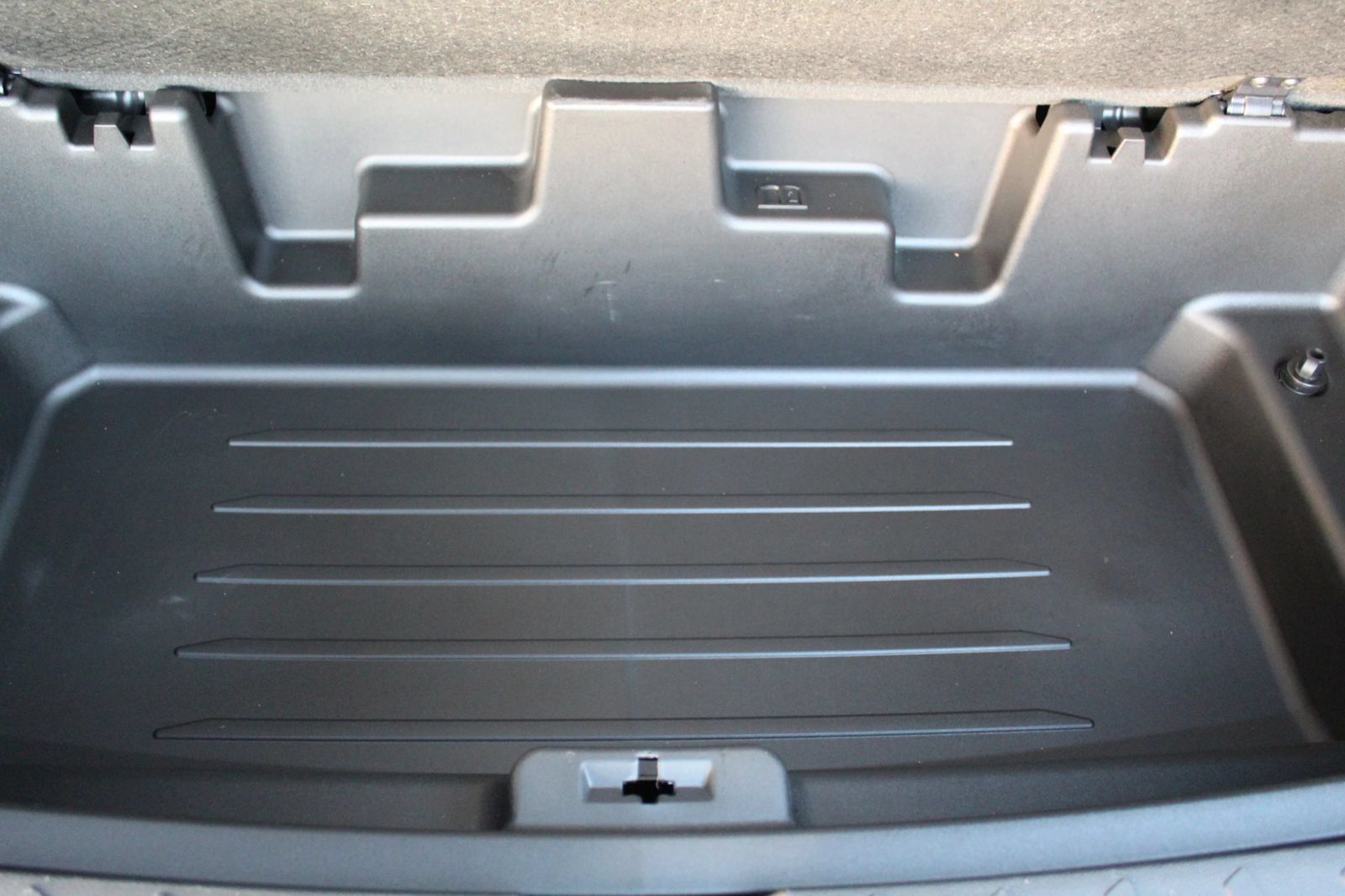 Used 2019 Chevrolet Traverse LT FWD image 33