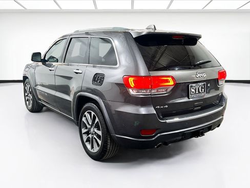Used 2018 Jeep Grand Cherokee Overland AWD/4WD image 6