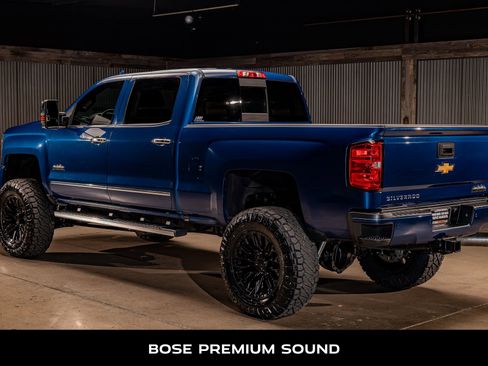 Used 2016 Chevrolet Silverado 2500 High Country w/ Duramax Plus Package image 7