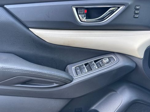 Used 2019 Subaru Ascent Limited image 11