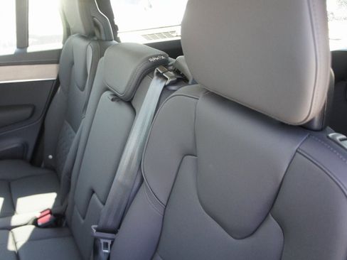 New 2026 Volvo XC90 B6 Plus w/ Protection Package Premier image 24