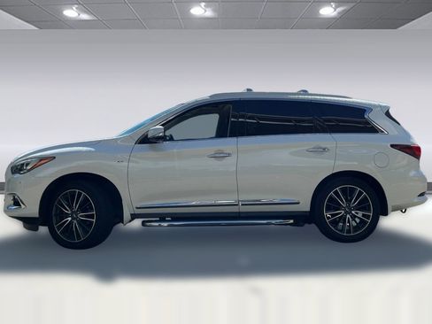 Used 2017 INFINITI QX60 Luxe w/ Deluxe Technology Package image 2