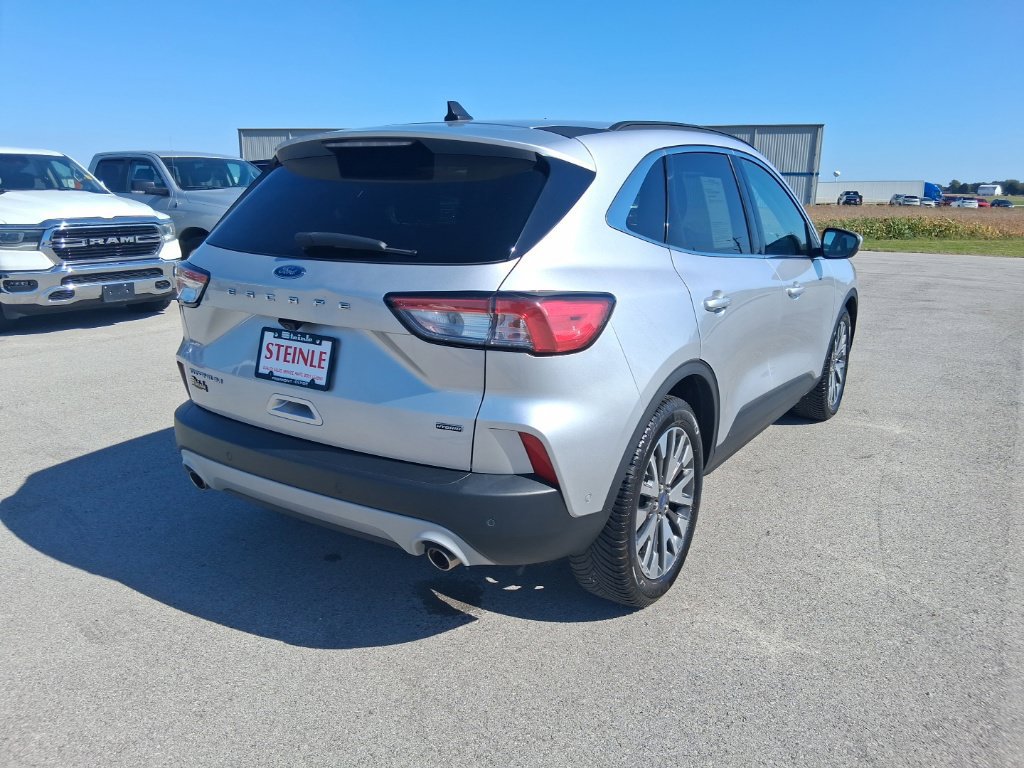 Used 2020 Ford Escape Titanium FWD image 9