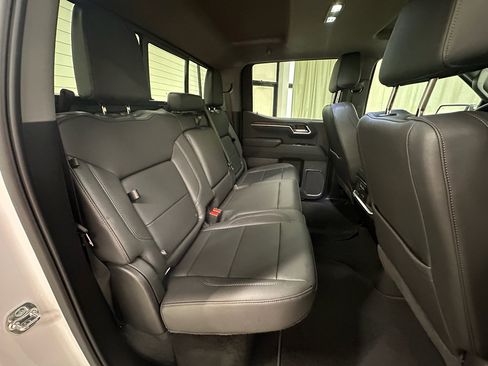 Certified 2025 GMC Sierra 1500 SLT w/ SLT Convenience Package image 24