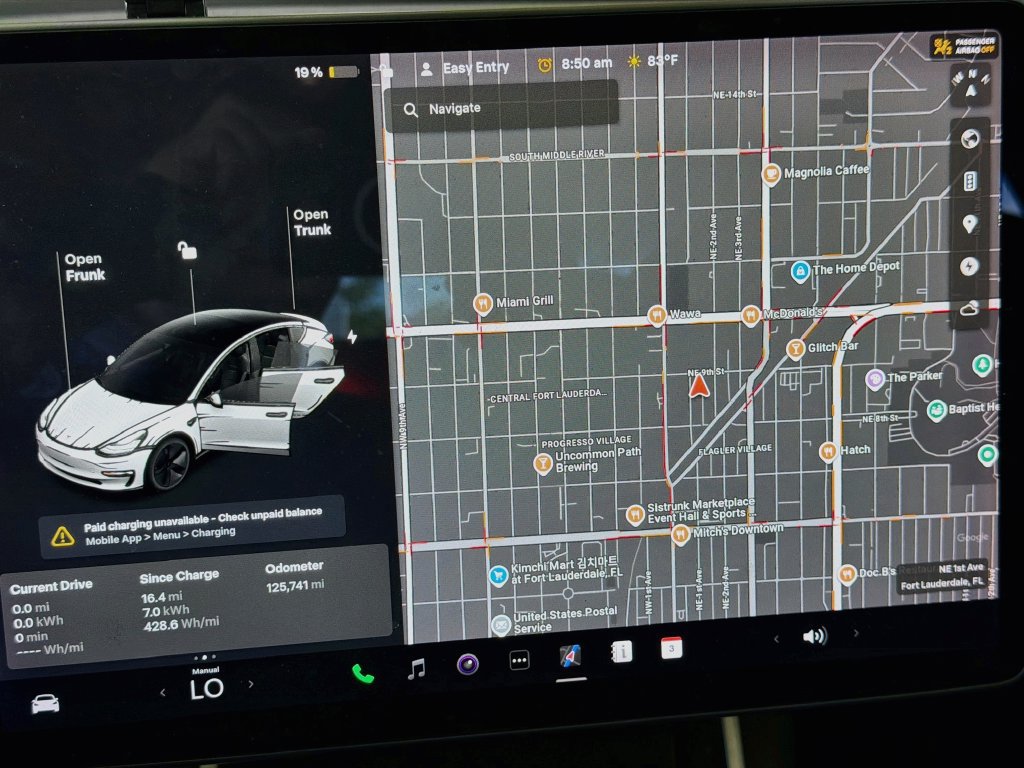 Used 2018 Tesla Model 3 Long Range RWD image 13