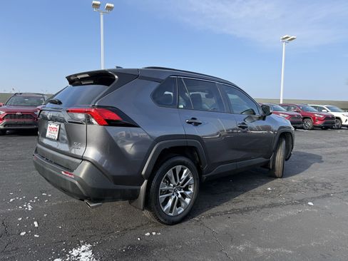 Certified 2024 Toyota RAV4 XLE Premium image 9