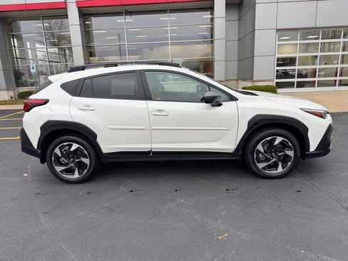 Used 2024 Subaru Crosstrek 2.5i Limited image 2