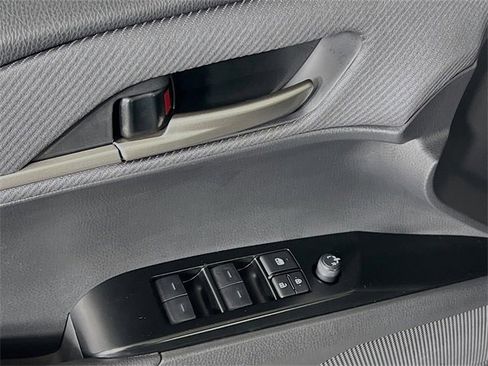 Used 2025 Toyota Camry LE image 11