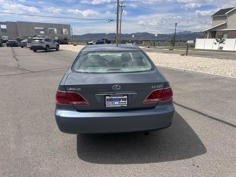 Used 2005 Lexus ES 330 FWD image 12