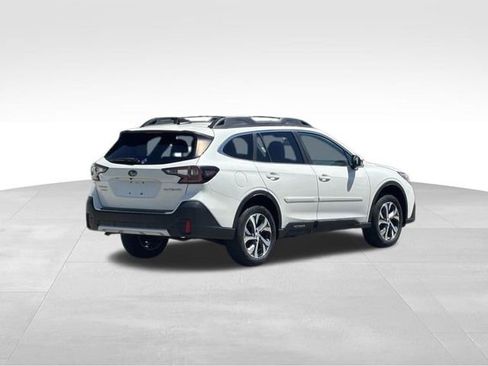 Used 2021 Subaru Outback Limited AWD/4WD image 3