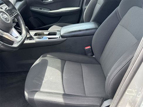 Used 2023 Nissan Sentra SV FWD image 13