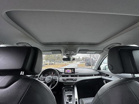 Used 2017 Audi A4 2.0T Premium image 10