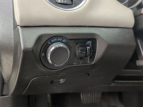 Used 2014 Chevrolet Cruze LS image 15