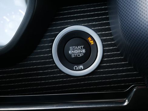 Used 2020 RAM 1500 Limited image 33