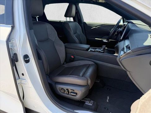 Used 2024 Lexus RX 350 FWD w/ Convenience Package image 13