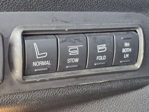 Certified 2018 Ford Explorer Sport w/ Ford Safe & Smart Package AWD/4WD image 30