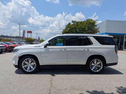 Used 2022 Chevrolet Tahoe High Country AWD/4WD image 4