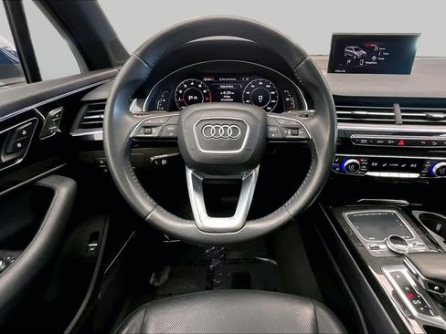 Used 2019 Audi Q7 3.0T Premium Plus w/ Premium Plus Package AWD/4WD image 6