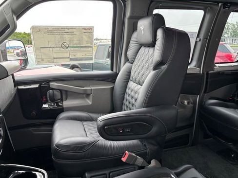 New 2026 GMC Savana 2500 Extended w/ Driver Convenience Package RWD image 42