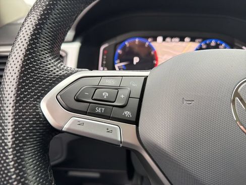 Used 2023 Volkswagen Atlas SEL Premium AWD/4WD image 19