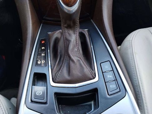 Used 2014 Cadillac SRX Luxury w/ Driver Awareness Package AWD/4WD image 34