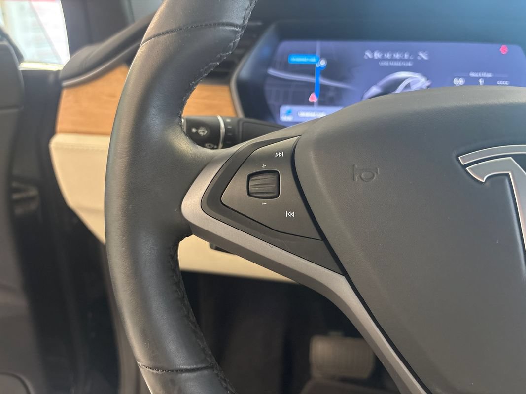Used 2020 Tesla Model X AWD/4WD image 22