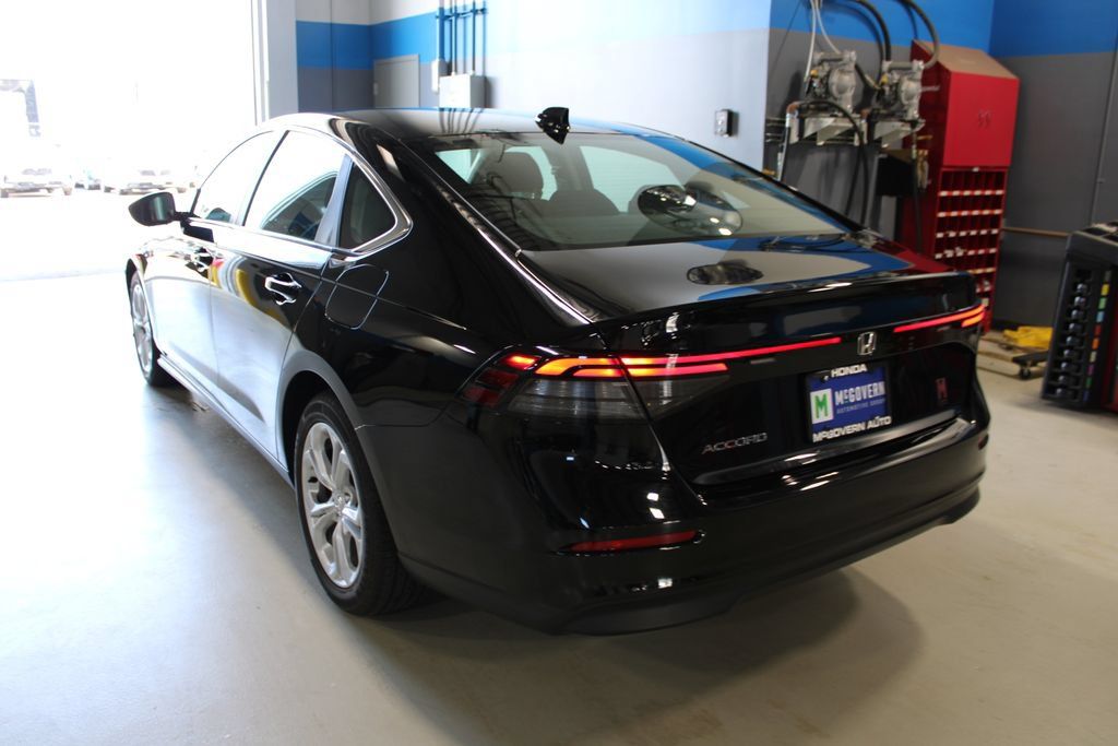 Used 2023 Honda Accord LX image 19